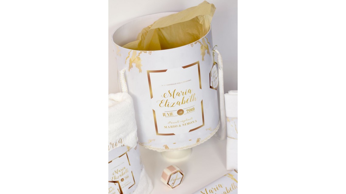 Trusou botez pentru fete in alb si gold, elegant si modern, White and gold 3